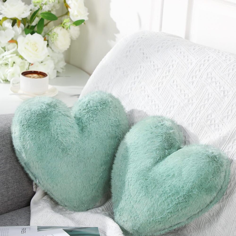 1957 2 Pcs Fluffy Heart Shaped Pillow Plush Cute Heart Shaped Throw Cushion